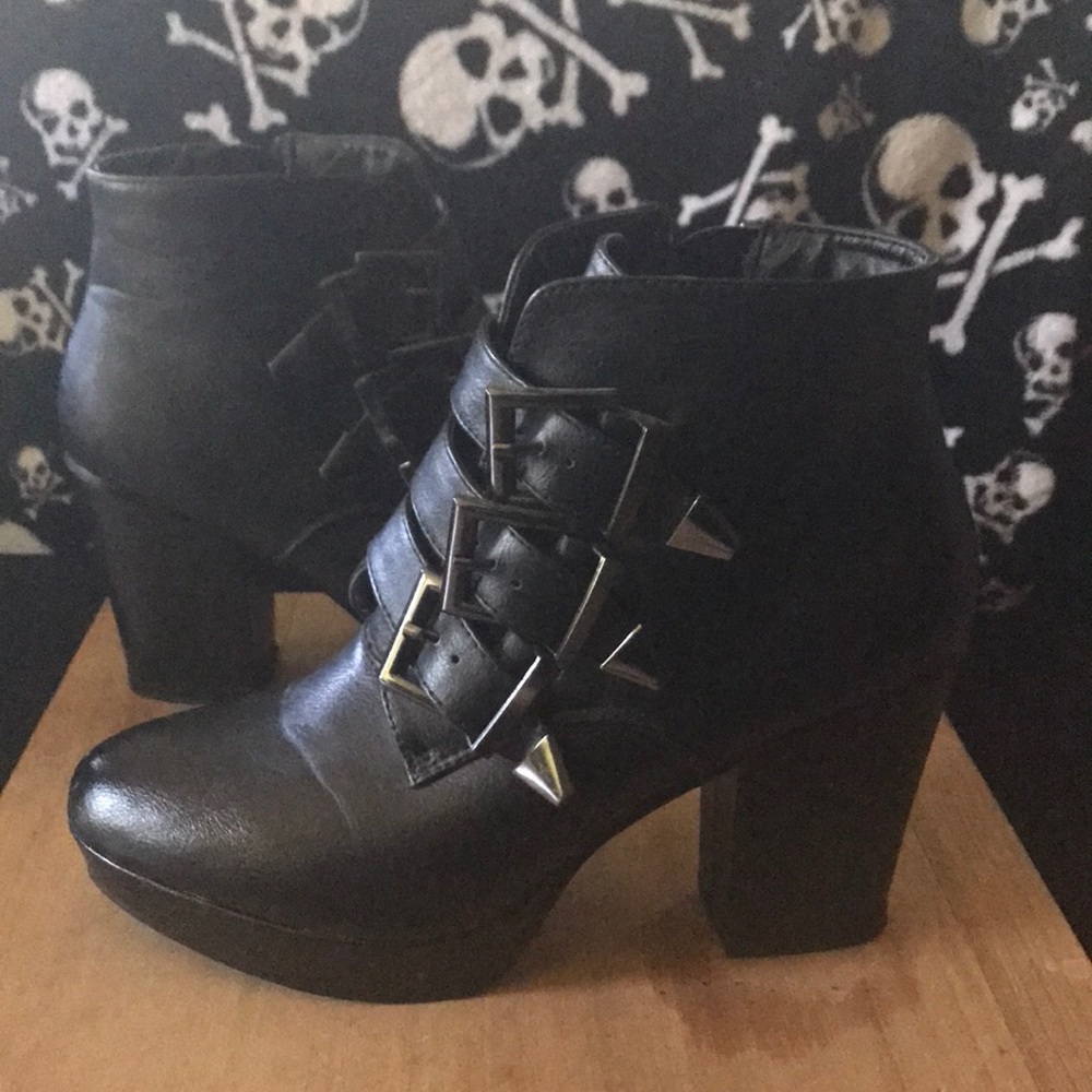 Ankle Boots By Truffle